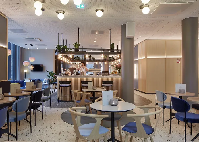 Novotel Station Hotel
