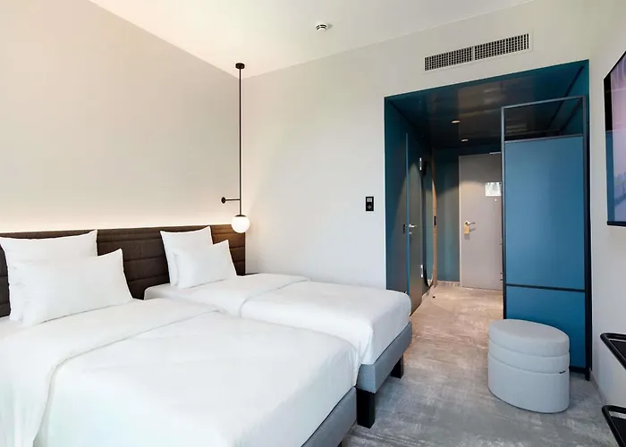Novotel Station Hotel
