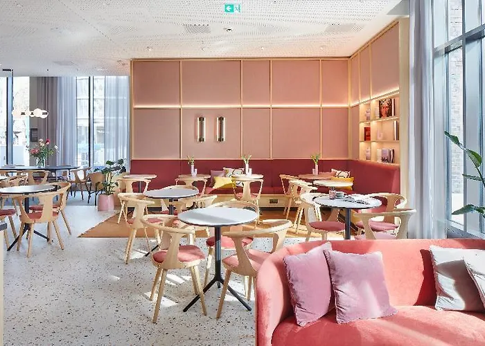 Novotel Station Hotel 4*
