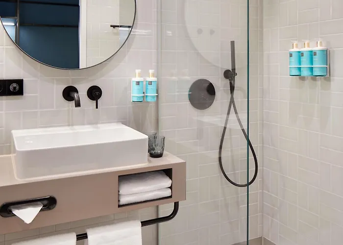 Novotel Station Hotel 4*