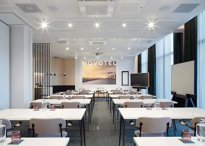 Novotel Station Hotel 4*